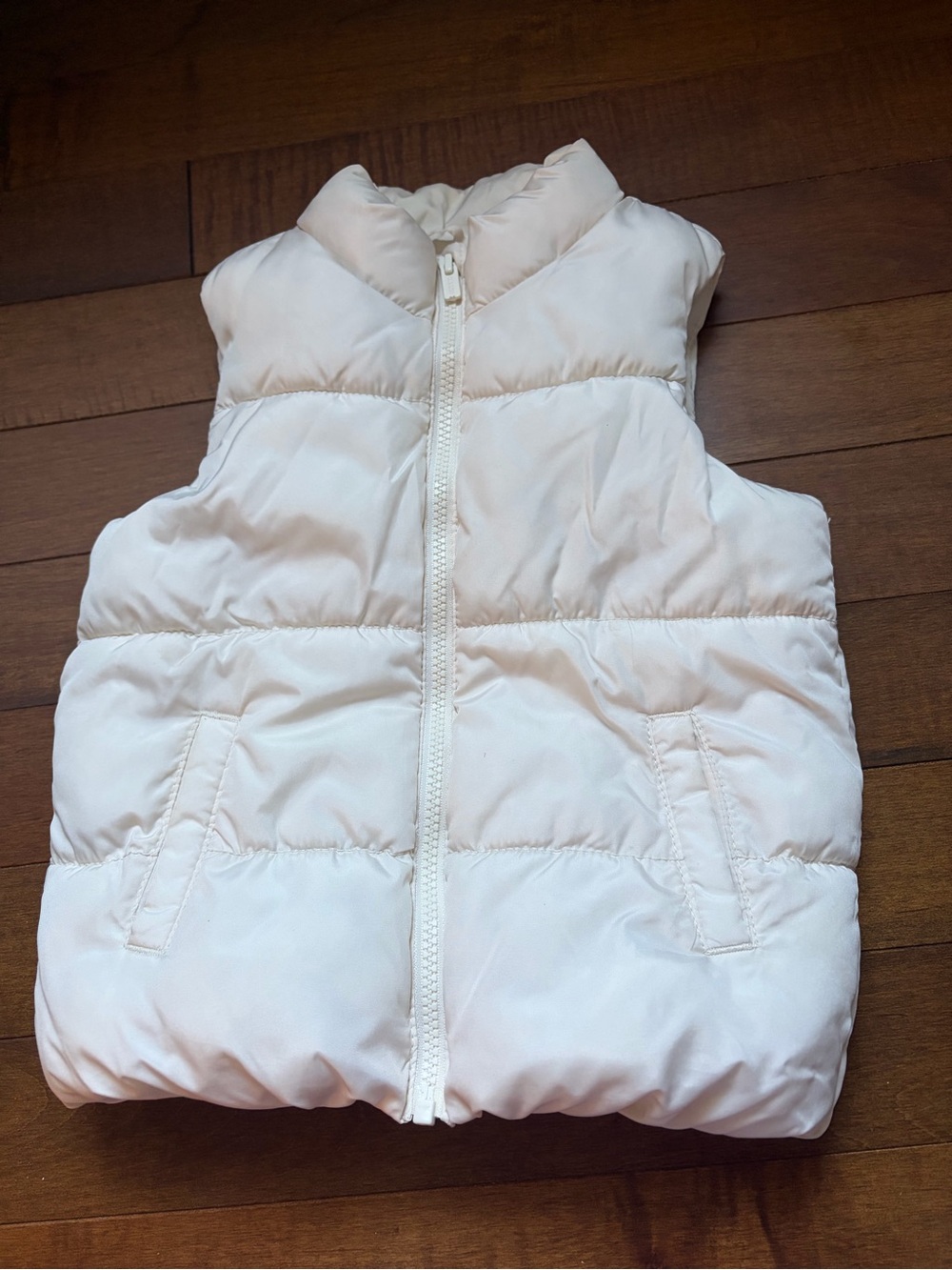 Old Navy Cream Quilted Puffer Vest